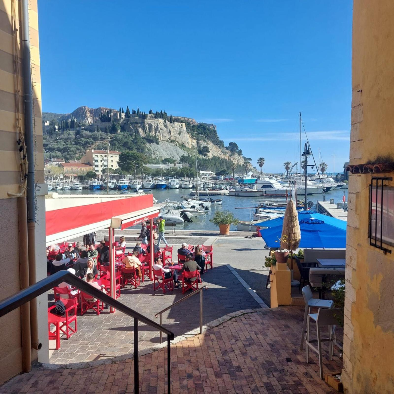 Appartement Le Mehari Cassis Exterior photo
